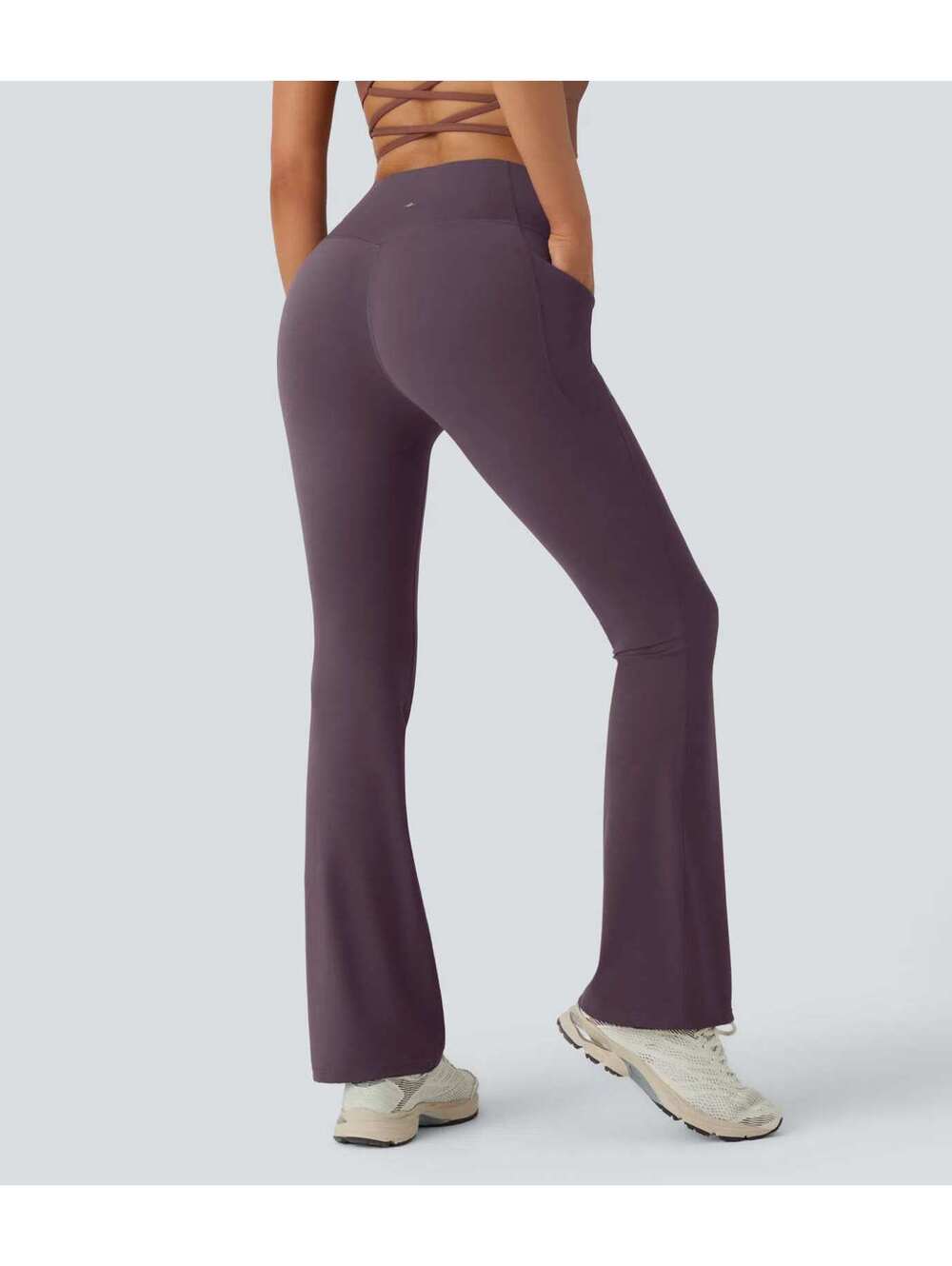 HALARA High Waisted Tummy Control Shaping Yoga Bootcut L Reg image 3
